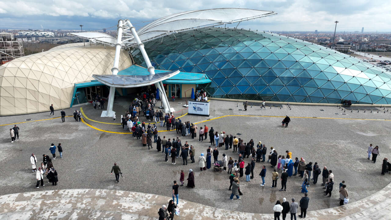 Avrupa’nın en büyüğü Konya’da! 10 bin farklı tür, 600 bin ziyaretçi 10
